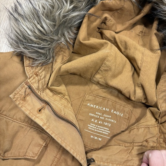 American Eagle Overcoat Jacket Womens Medium M Khaki Brown Fur Hood Flap Pockets - Picture 8 of 8